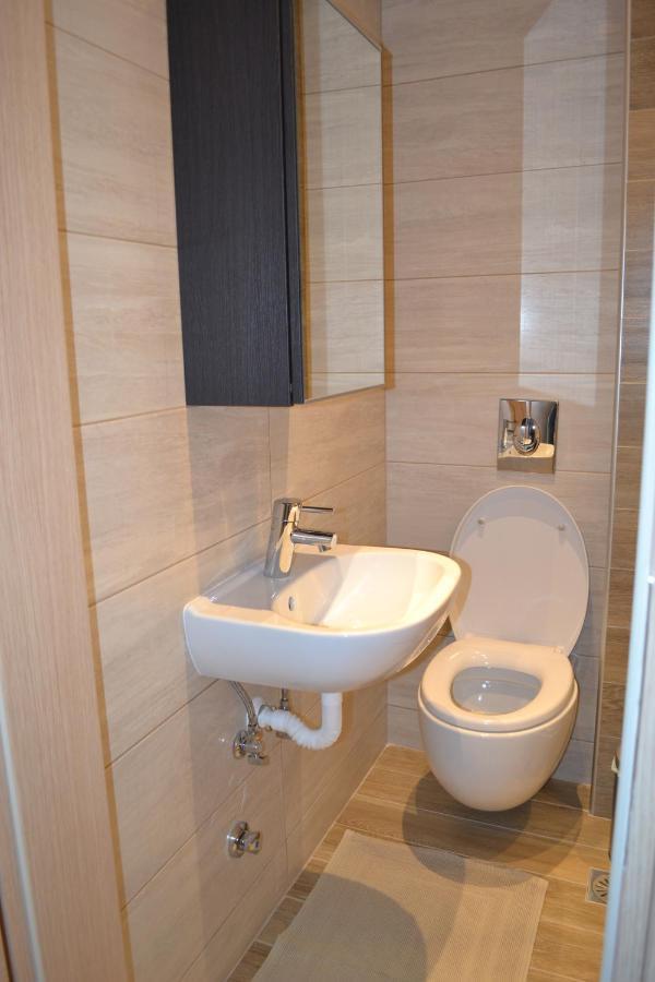 Kalamaria Brand New 1 Bedroom Apartment Szaloniki Kültér fotó