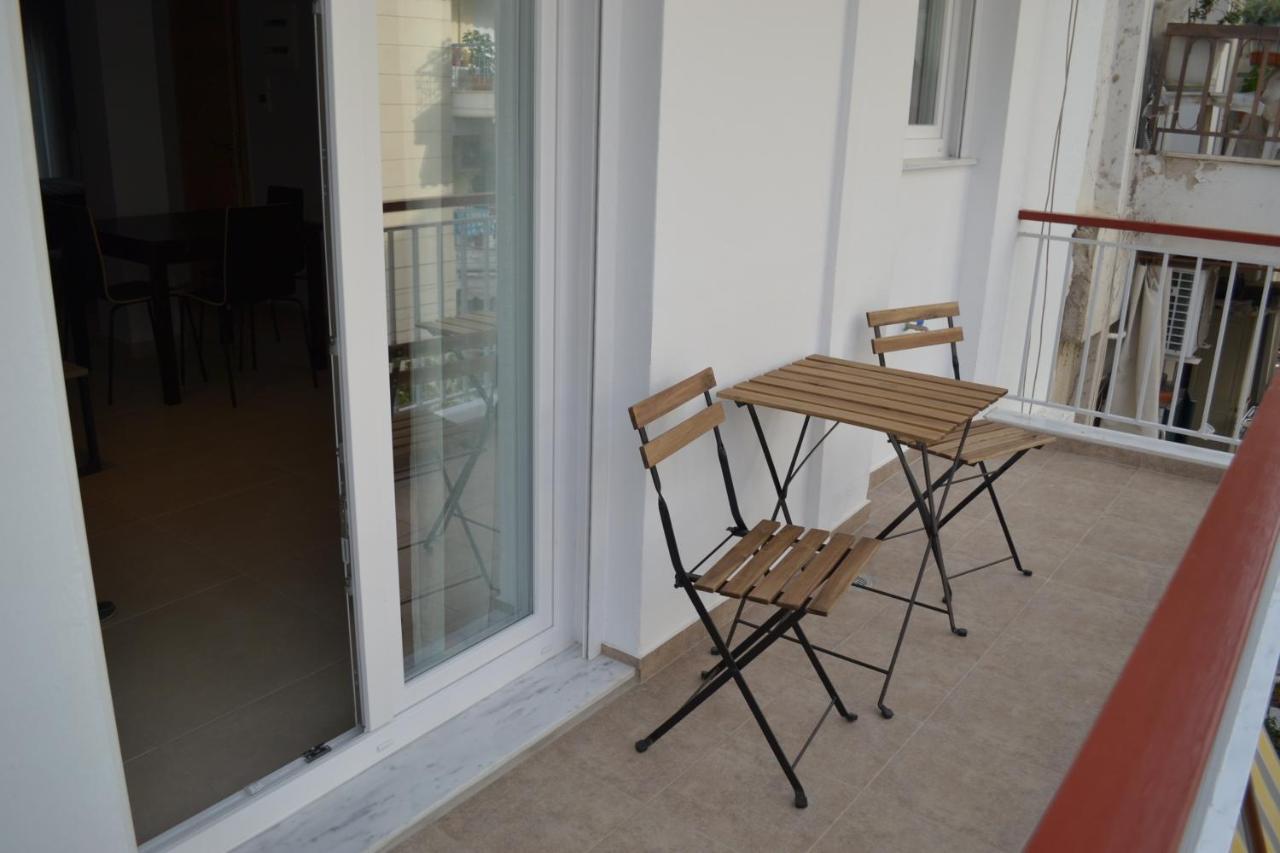 Kalamaria Brand New 1 Bedroom Apartment Szaloniki Kültér fotó