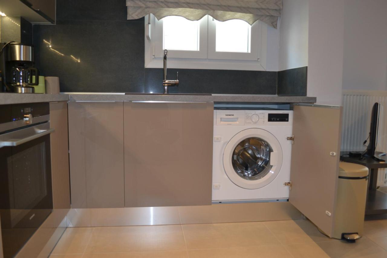 Kalamaria Brand New 1 Bedroom Apartment Szaloniki Kültér fotó