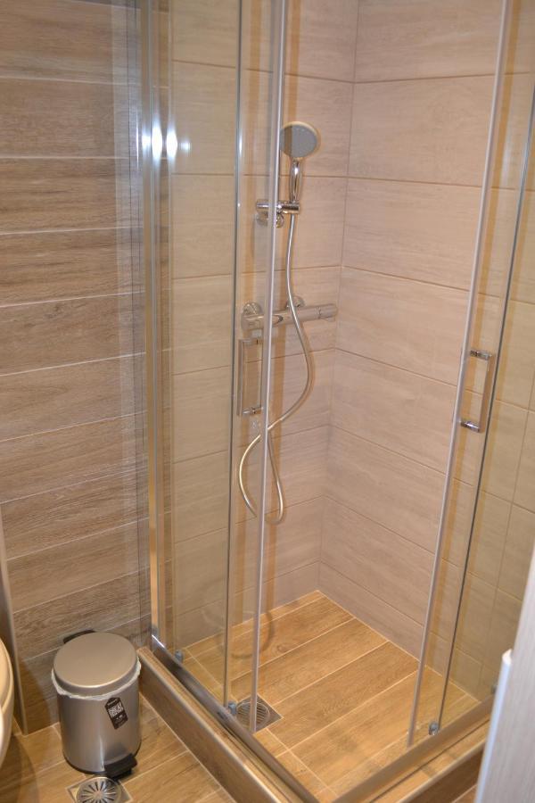 Kalamaria Brand New 1 Bedroom Apartment Szaloniki Kültér fotó