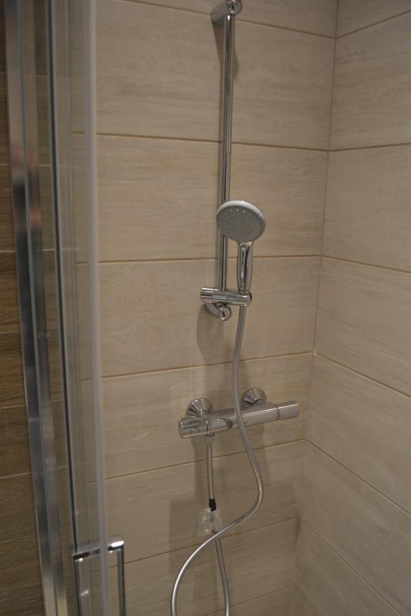 Kalamaria Brand New 1 Bedroom Apartment Szaloniki Kültér fotó