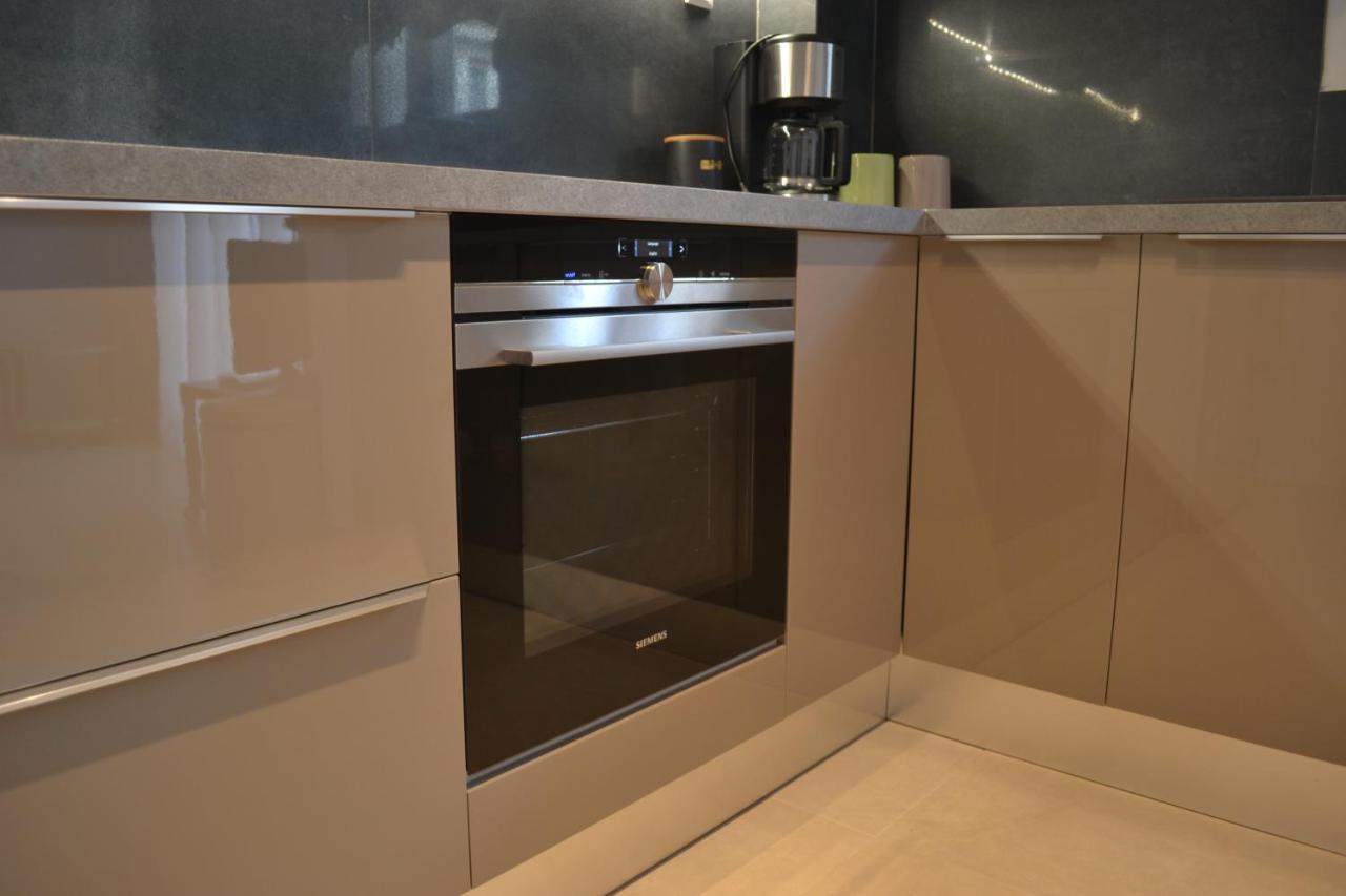 Kalamaria Brand New 1 Bedroom Apartment Szaloniki Kültér fotó