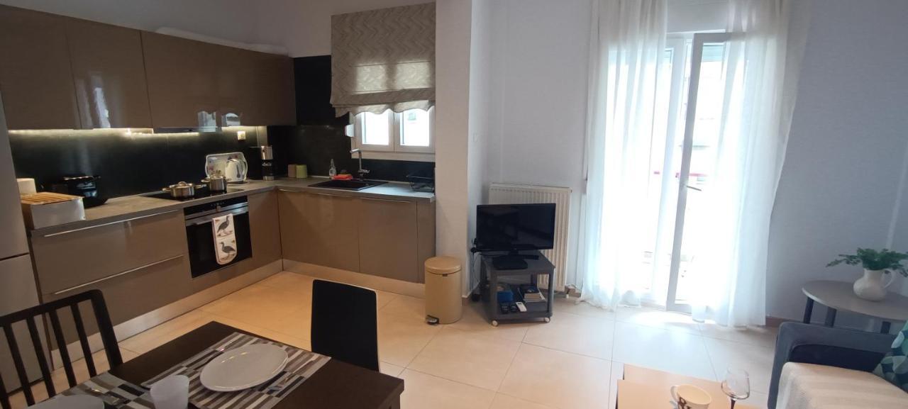 Kalamaria Brand New 1 Bedroom Apartment Szaloniki Kültér fotó
